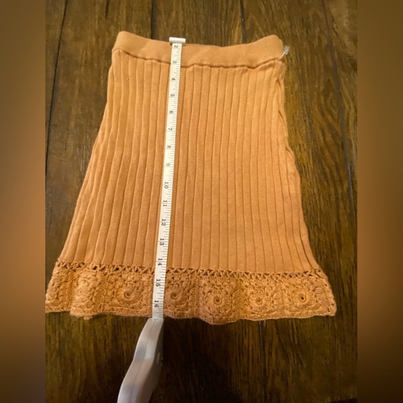 Majorelle Knit Mixed Burnt Orange With Lace Trim Skirt Size Small C5 - Picture 5 of 6